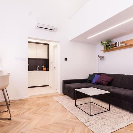 Eszter'S Lovely Downtown Apartment Budapest Exterior photo