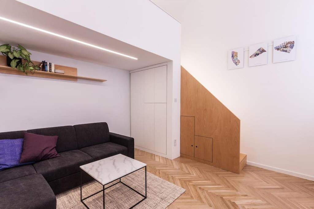 Eszter'S Lovely Downtown Apartment Budapest Exterior photo